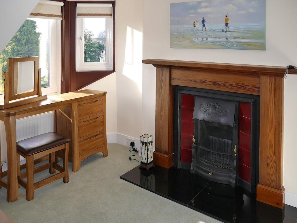 Tali Ayer Bed & Breakfast Nairn Bagian luar foto