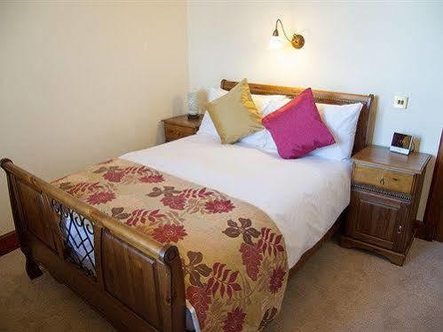 Tali Ayer Bed & Breakfast Nairn Bagian luar foto